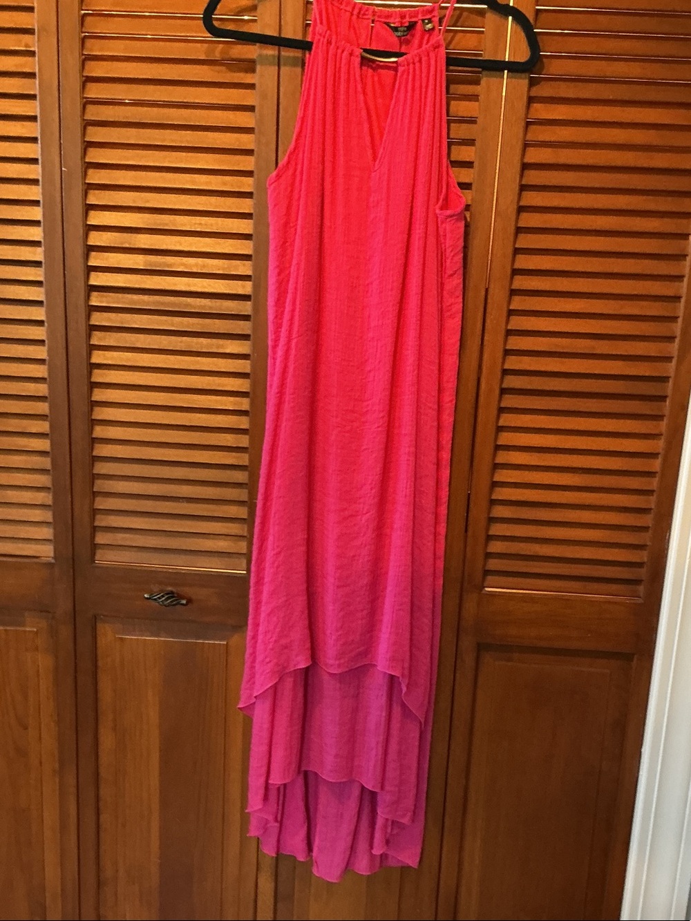Women’s Sleeveless High-Low Maxi Dress in Hot Pink